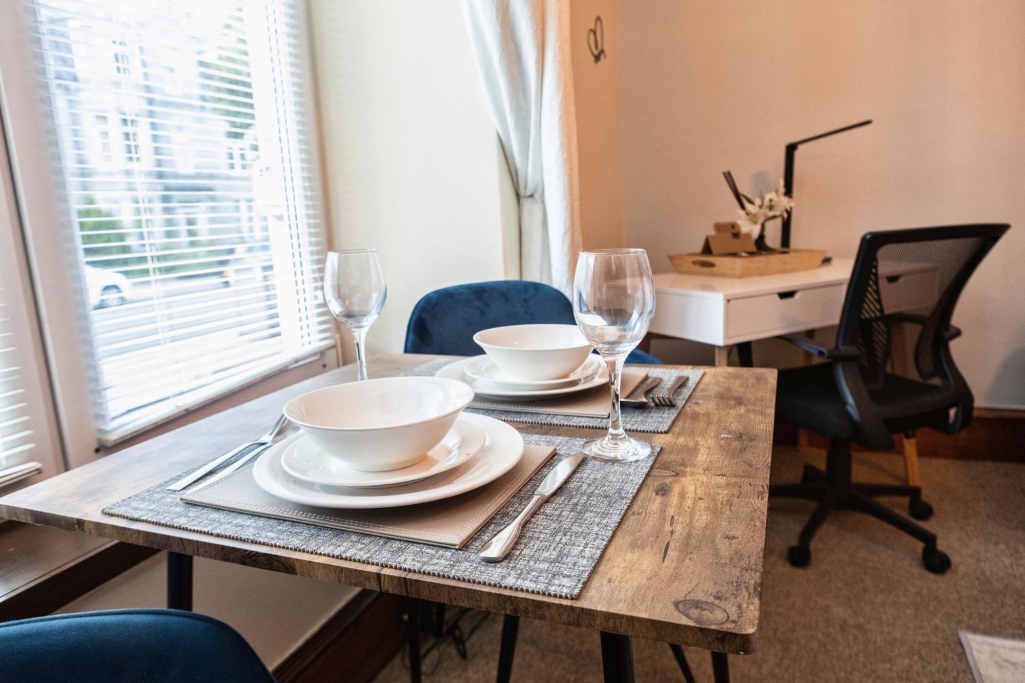 Summit Apartment - Cozy Aberdeen West End Flat Prime Location - Perfect For Short Or Long Stay - 1 Bedroom المظهر الخارجي الصورة