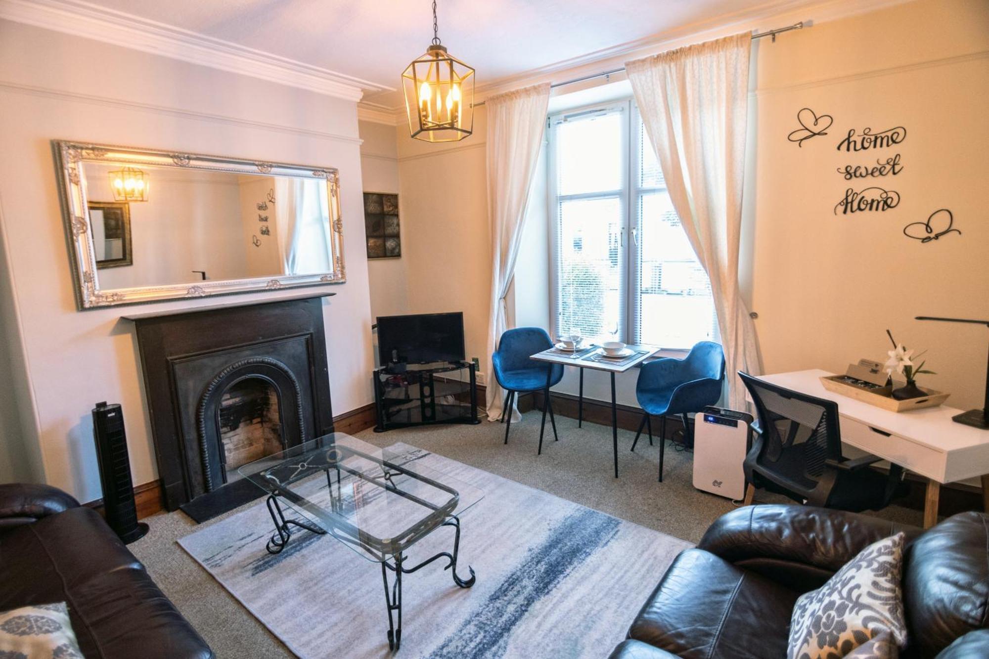 Summit Apartment - Cozy Aberdeen West End Flat Prime Location - Perfect For Short Or Long Stay - 1 Bedroom المظهر الخارجي الصورة