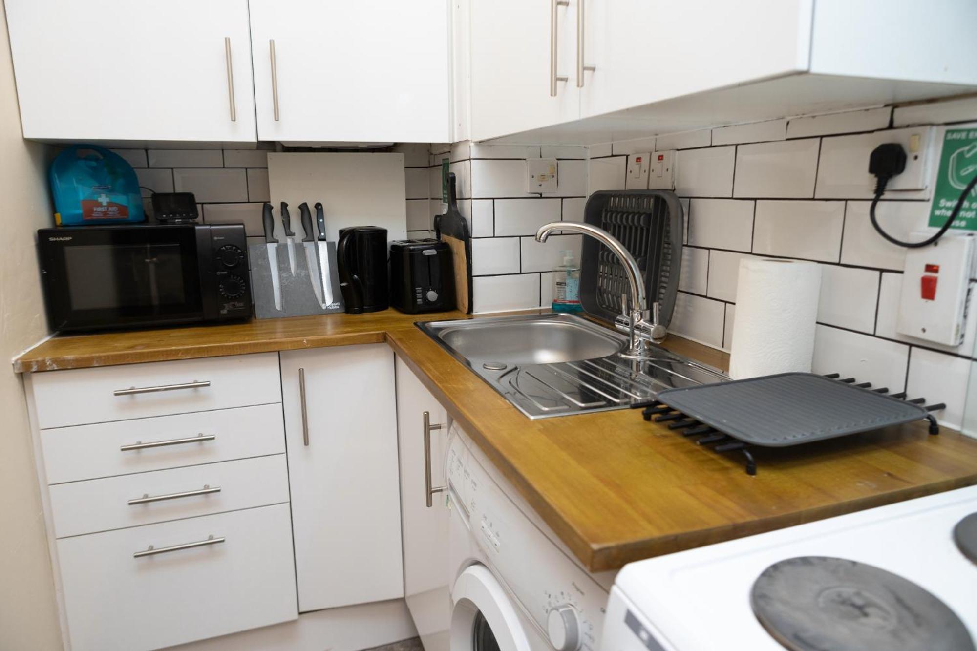 Summit Apartment - Cozy Aberdeen West End Flat Prime Location - Perfect For Short Or Long Stay - 1 Bedroom المظهر الخارجي الصورة