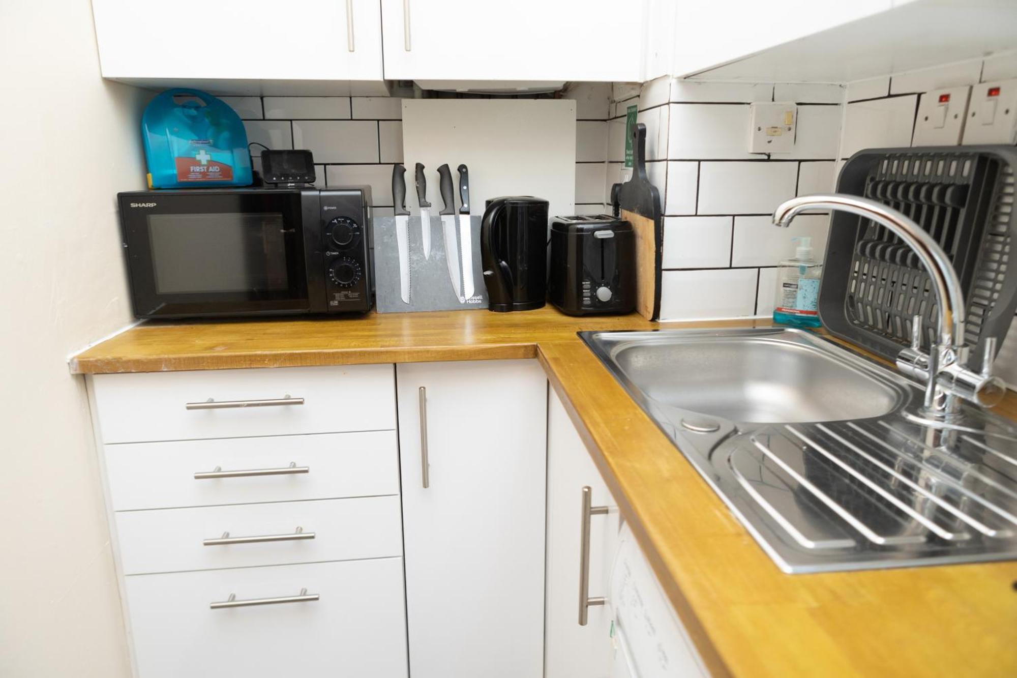 Summit Apartment - Cozy Aberdeen West End Flat Prime Location - Perfect For Short Or Long Stay - 1 Bedroom المظهر الخارجي الصورة